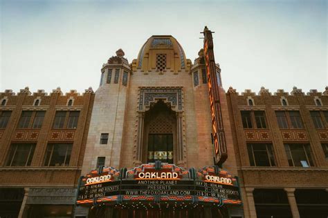 Celebrate The History And Future Of Oakland S Iconic Fox Theater 7X7 Bay Area