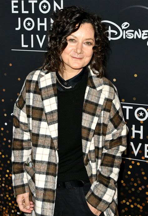 Sara Gilbert S Family Guide Her Famous Grandparents Siblings And More Sara Gilbert S Family Guide Her Famous Grandparents Siblings And More